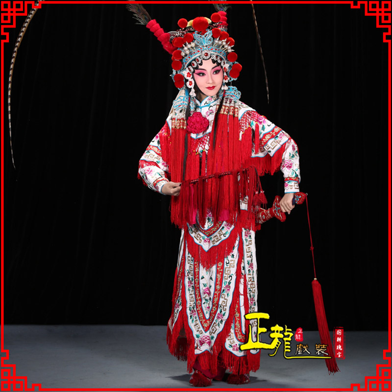 振安刀马旦改容战父 软绉镶边女改良靠